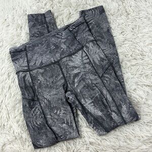 Lululemon Fast & Free 7/8 Tight Kindred Spirit Alpine White Multi